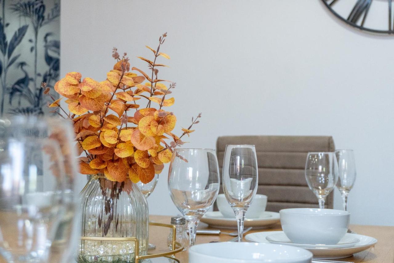 Heartland House, 7 Spacious Bedrooms Sleeps 4 Plus, Near Nec, Jlr,Bhx Birmingham Eksteriør billede