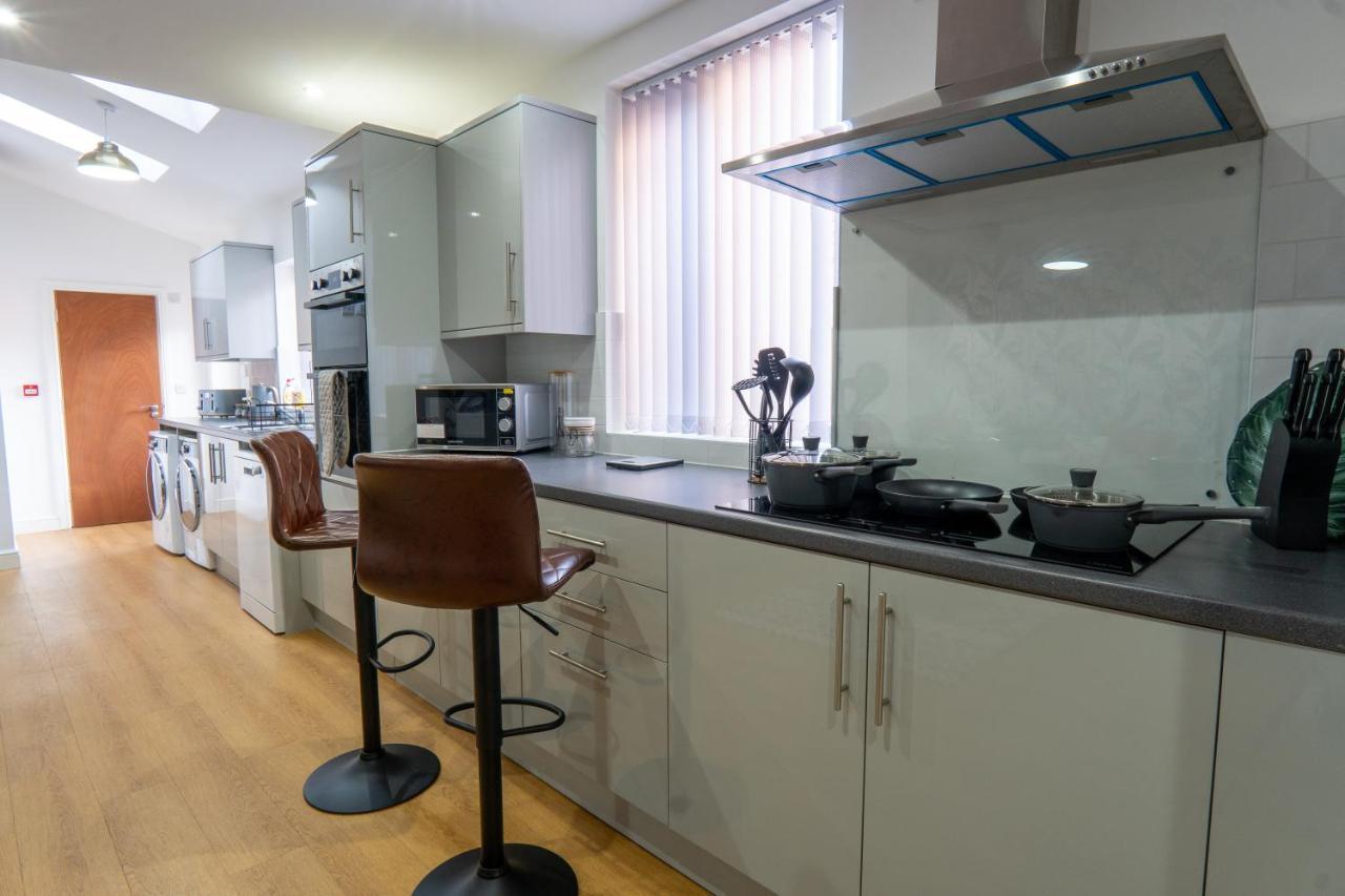 Heartland House, 7 Spacious Bedrooms Sleeps 4 Plus, Near Nec, Jlr,Bhx Birmingham Eksteriør billede