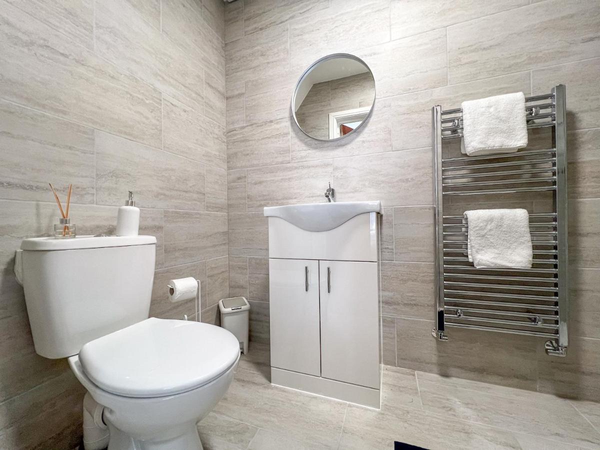 Heartland House, 7 Spacious Bedrooms Sleeps 4 Plus, Near Nec, Jlr,Bhx Birmingham Eksteriør billede