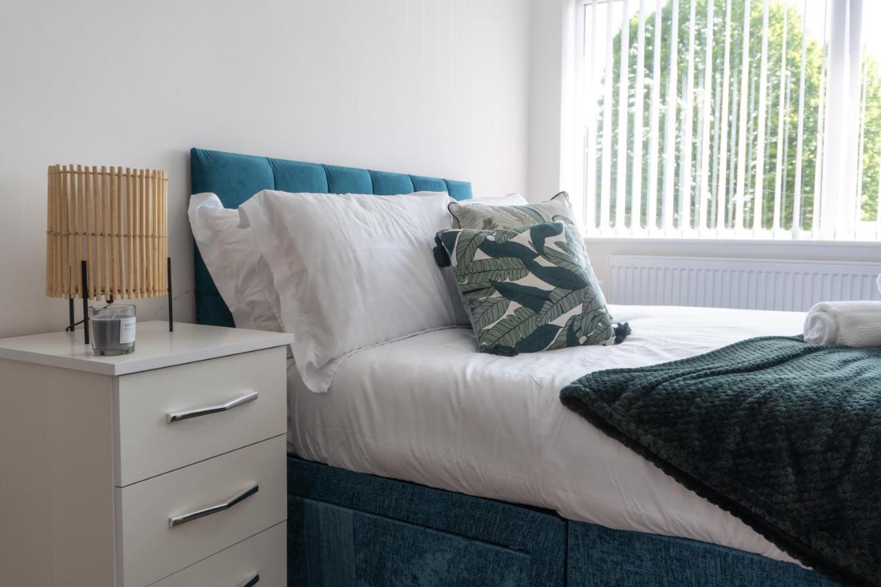 Heartland House, 7 Spacious Bedrooms Sleeps 4 Plus, Near Nec, Jlr,Bhx Birmingham Eksteriør billede